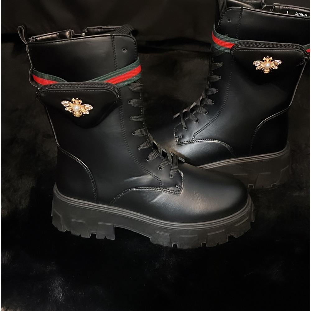 Super cute winter boots